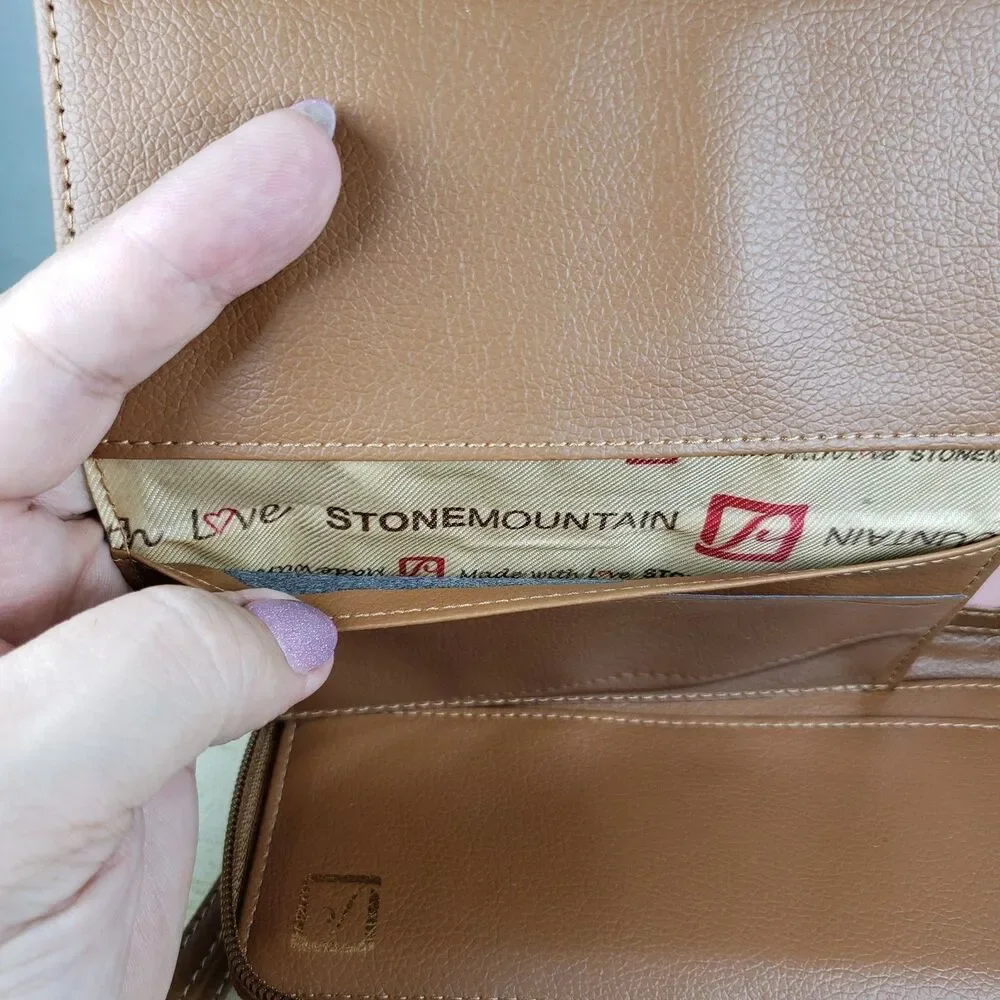 Stone Mountain Wallet Red Pebble Zip Around Credit Card Checkbook Coin Pocket